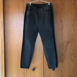 Ladies Grey Jag jeans with black accents. Size 10.
